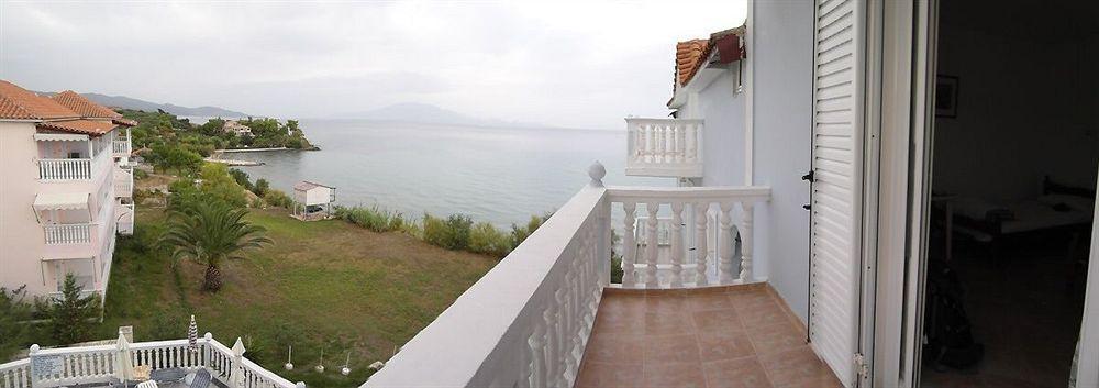 Clear Horizon Aparthotel Amoudi Exterior foto
