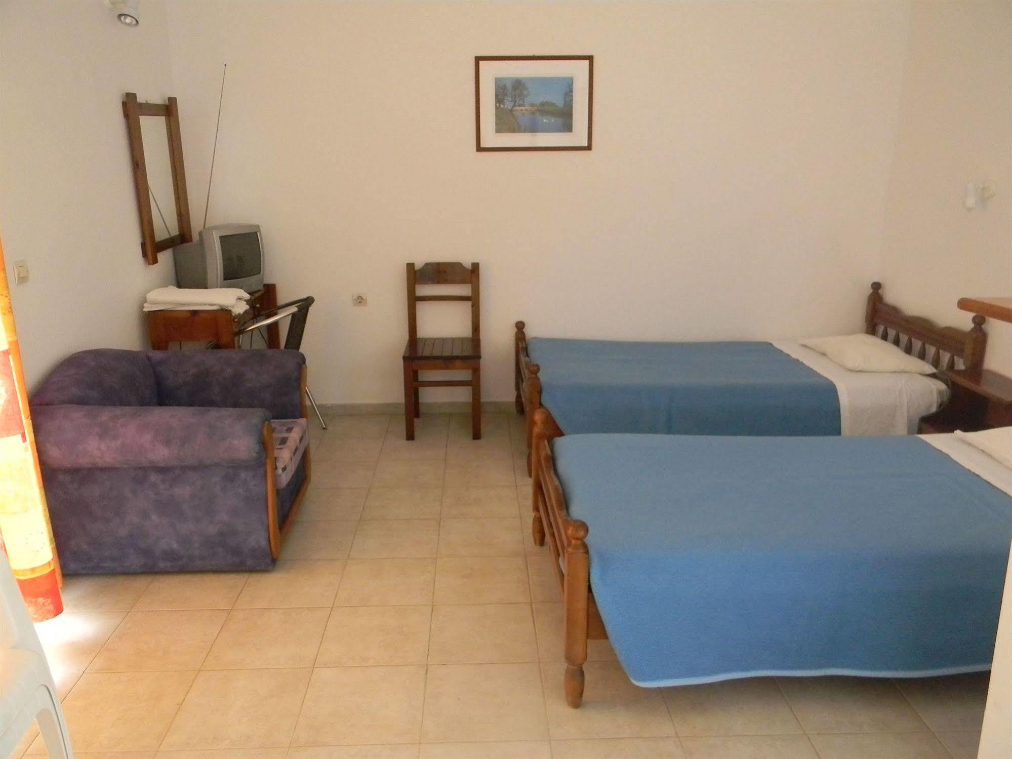 Clear Horizon Aparthotel Amoudi Exterior foto